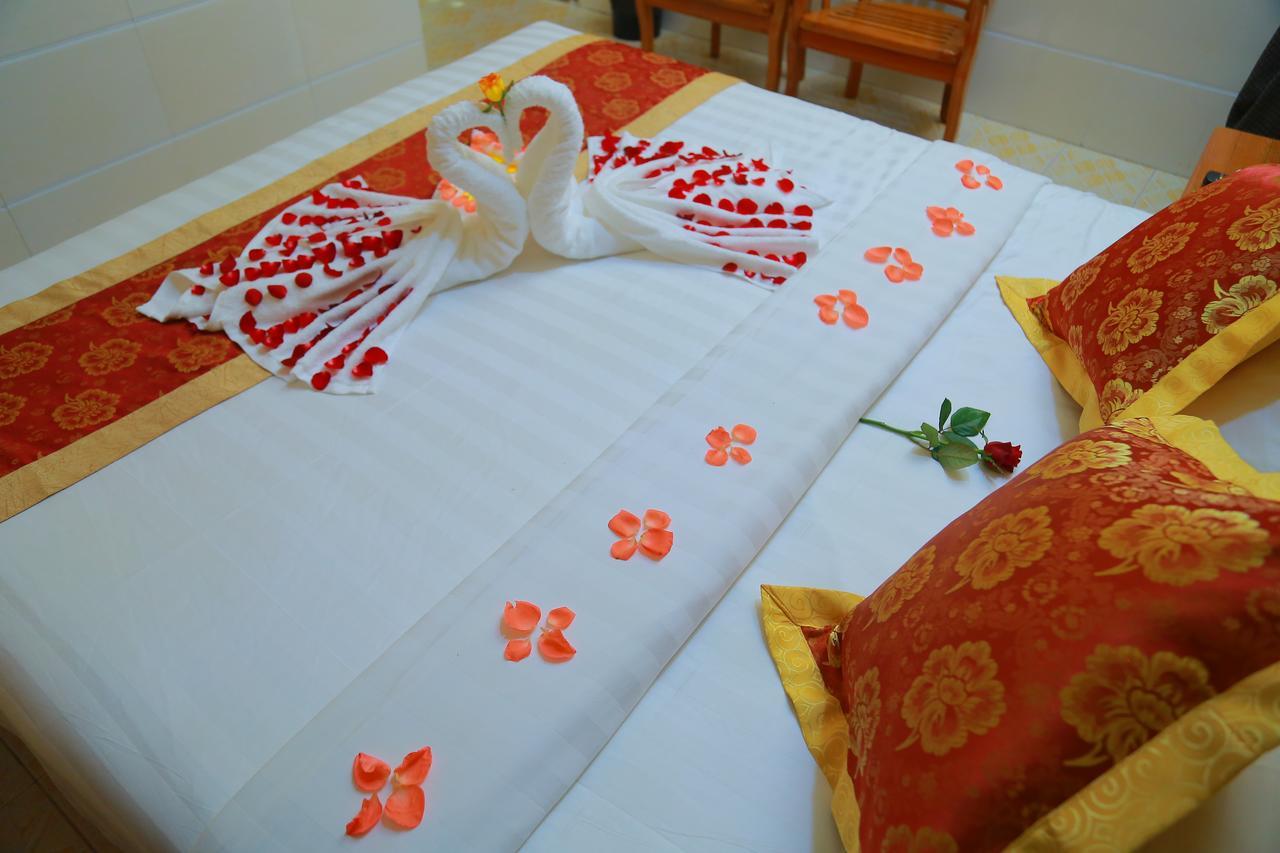 Hotel Shwe Pyi Tan Mandalay Exterior photo